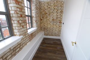Photo 9- click for photo gallery